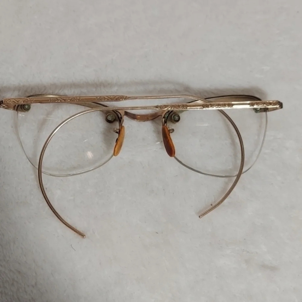 Vintage‎ Goldtone Prescription Eyeglasses Original case with optometrists name - Picture 6 of 12